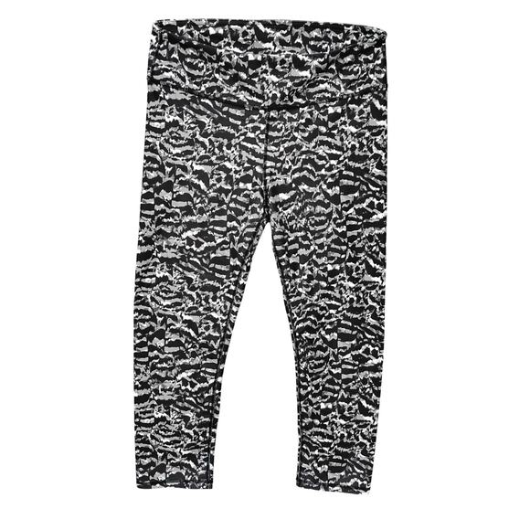 Fabletics Capri Leggings Size Small Black Gray Abstract Pattern Waistband Pocket - Picture 1 of 7
